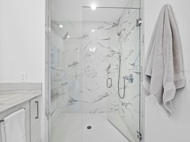 1155 N GULFSTREAM AVENUE 906, Sarasota, FL 34236