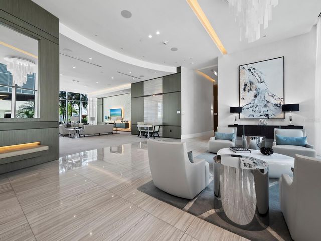 1155 N GULFSTREAM AVENUE 906, Sarasota, FL 34236