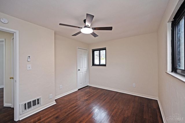 3946 Cedarwood Place, Silverton, OH 45213