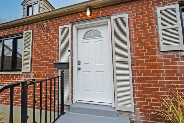 3946 Cedarwood Place, Silverton, OH 45213