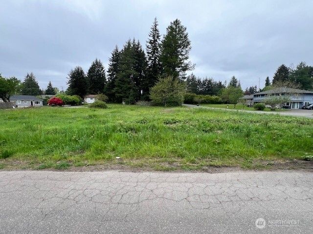 64 Pearl Place, Bremerton, WA 98310