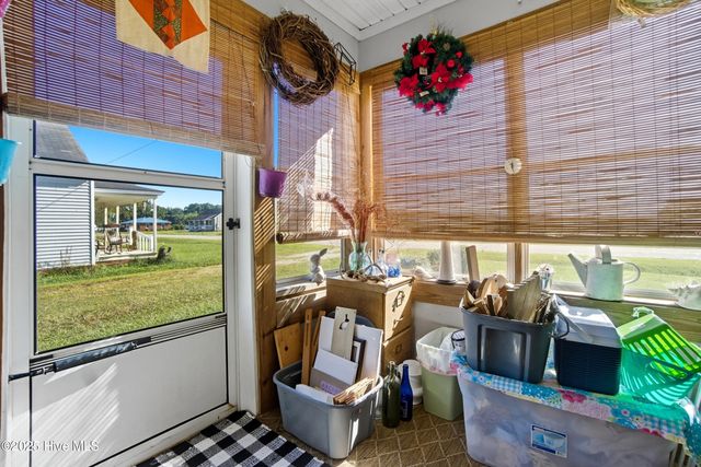 483 Meadstown Road, Elizabeth City, NC 27909