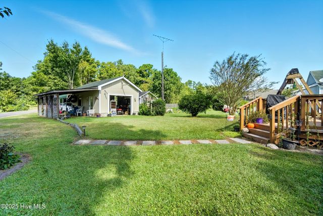 483 Meadstown Road, Elizabeth City, NC 27909