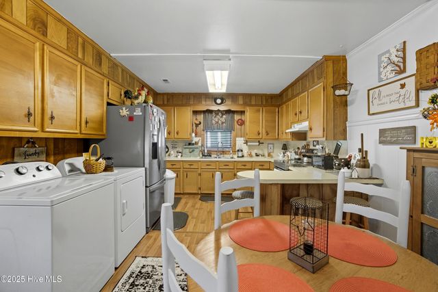 483 Meadstown Road, Elizabeth City, NC 27909