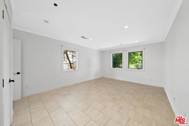 911 Harvard Street, Santa Monica, CA 90403