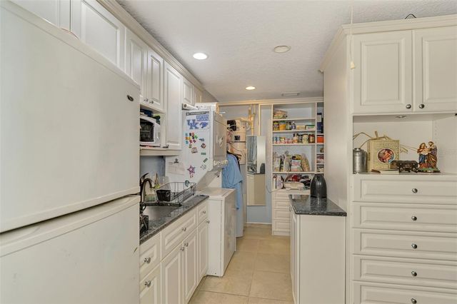 4708 SWEETMEADOW CIRCLE, Sarasota, FL 34238