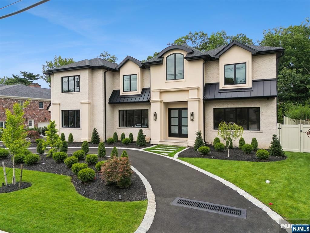 50 Roberts Road, Englewood Cliffs, NJ 07632