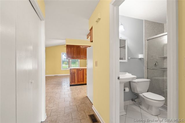 7907 Bethany Road, Charlestown, IN 47111