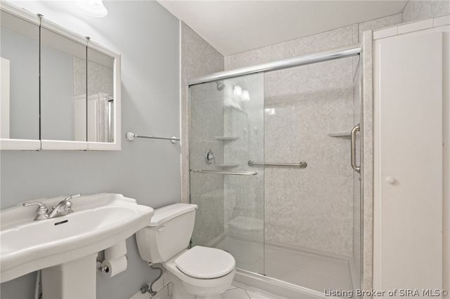 7907 Bethany Road, Charlestown, IN 47111