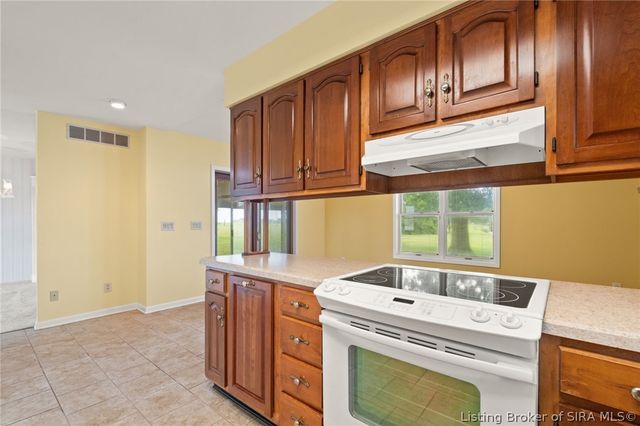 7907 Bethany Road, Charlestown, IN 47111