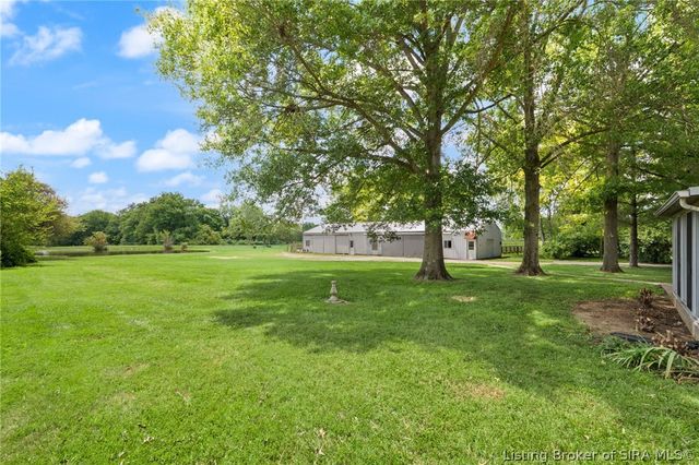 7907 Bethany Road, Charlestown, IN 47111