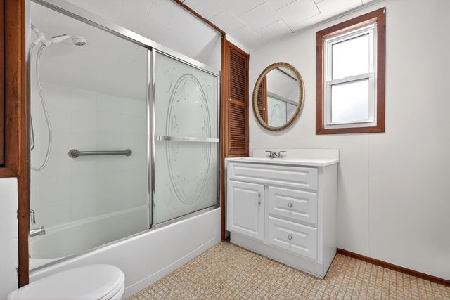 38 WEST 43RD ST, Bayonne, NJ 07002