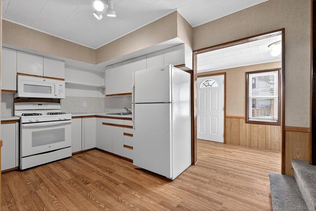 38 WEST 43RD ST, Bayonne, NJ 07002