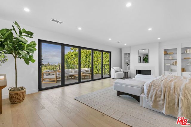 18101 Green Meadow Drive, Encino (los Angeles), CA 91316