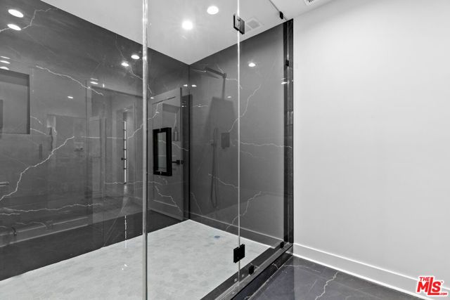 18101 Green Meadow Drive, Encino (los Angeles), CA 91316