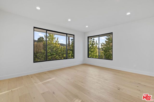 18101 Green Meadow Drive, Encino (los Angeles), CA 91316