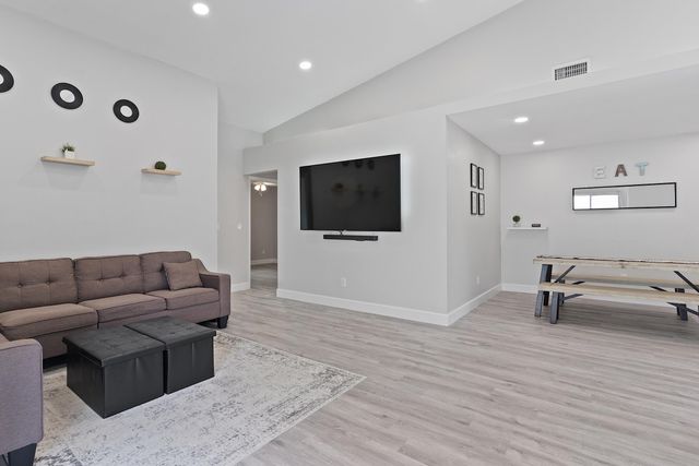 12 Paxford Lane W, Boynton Beach, FL 33426