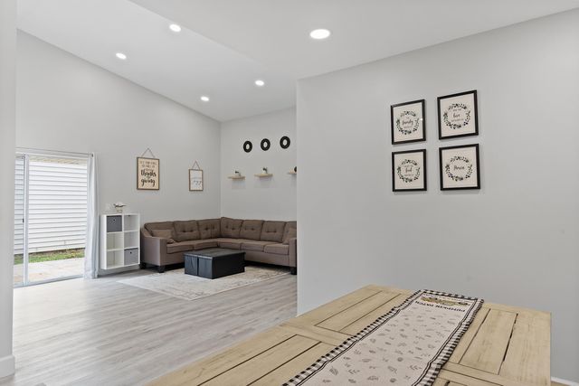 12 Paxford Lane W, Boynton Beach, FL 33426