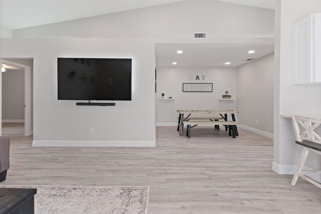 12 Paxford Lane W, Boynton Beach, FL 33426