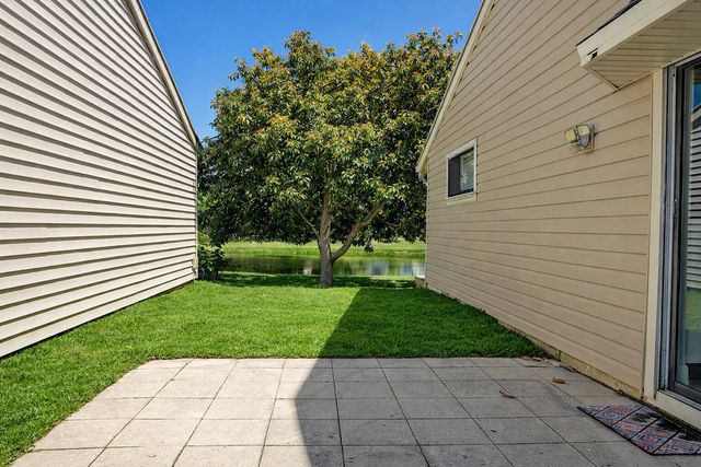 12 Paxford Lane W, Boynton Beach, FL 33426