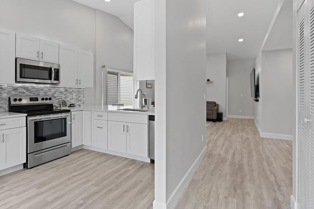 12 Paxford Lane W, Boynton Beach, FL 33426