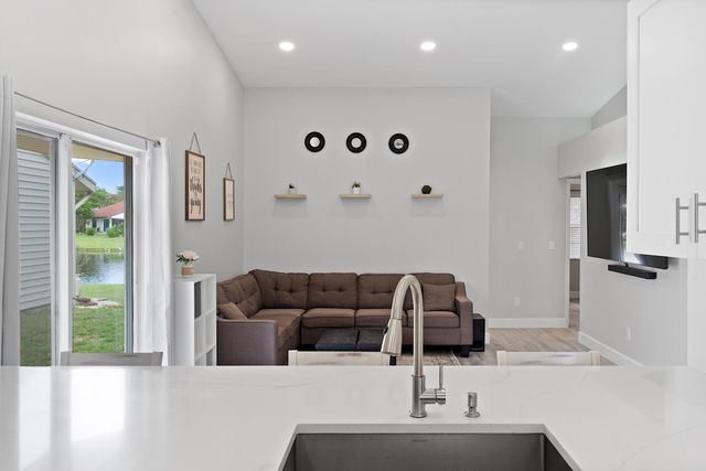 12 Paxford Lane W, Boynton Beach, FL 33426