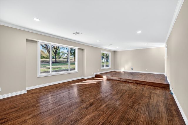 1 River Hills Drive, Denison, TX 75020
