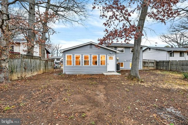 9603 BEACHWOOD AVE, Lanham, MD 20706