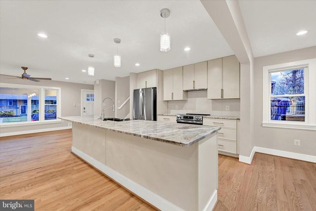 9603 BEACHWOOD AVE, Lanham, MD 20706