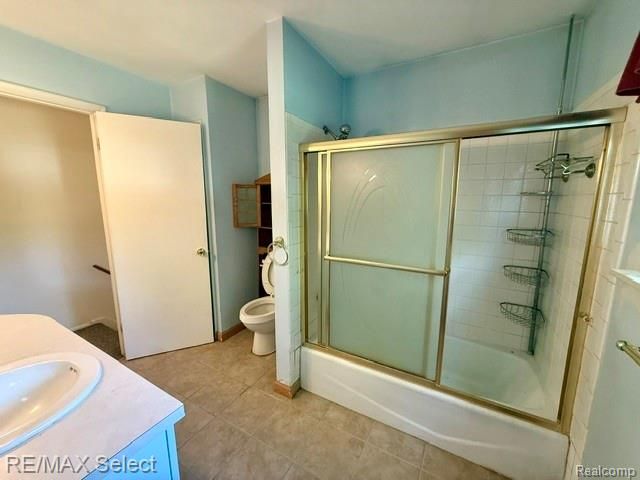 7066 Sharp Road, Swartz Creek, MI 48473