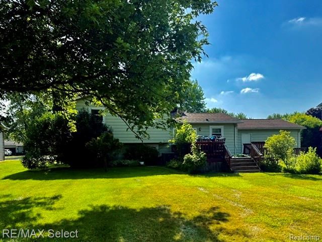 7066 Sharp Road, Swartz Creek, MI 48473