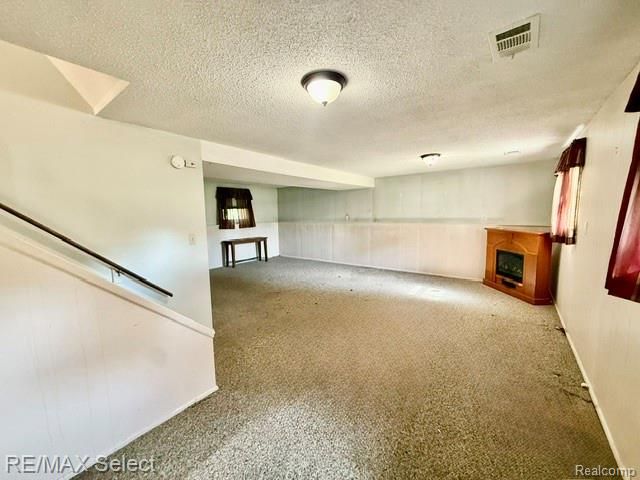 7066 Sharp Road, Swartz Creek, MI 48473