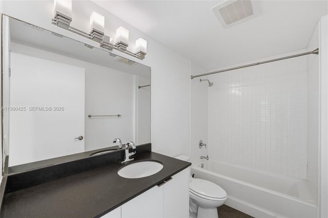 7935 E Dr 504 504, North Bay Village, FL 33141
