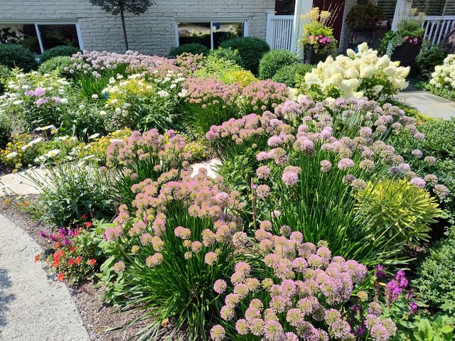 321 Vine Street, Wilmette, IL 60091