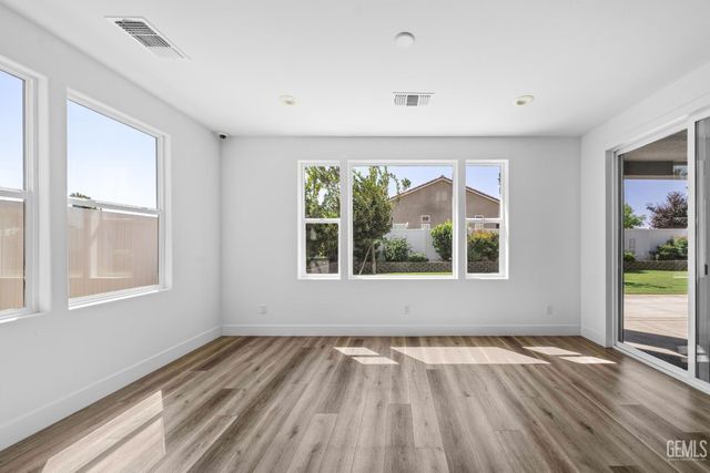 14615 Bromshire Street, Bakersfield, CA 93311