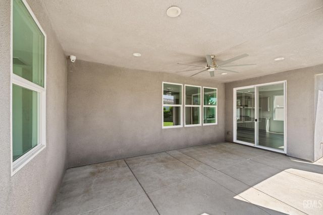 14615 Bromshire Street, Bakersfield, CA 93311