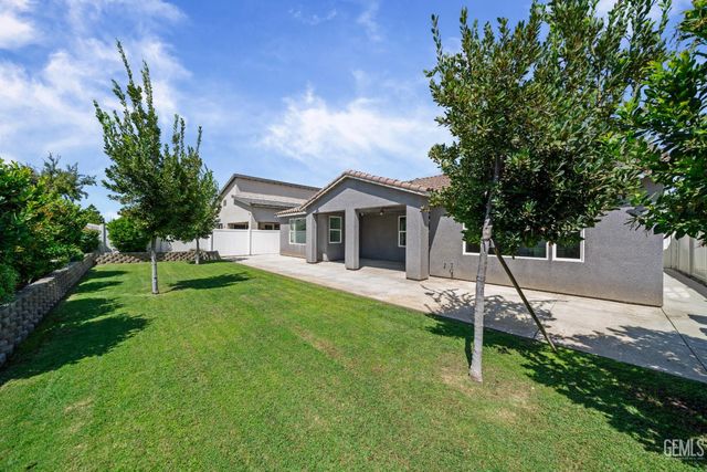 14615 Bromshire Street, Bakersfield, CA 93311