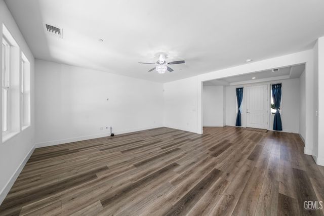 14615 Bromshire Street, Bakersfield, CA 93311