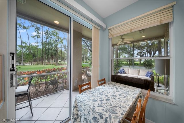 8217 Parkstone PL 108, Naples, FL 34120