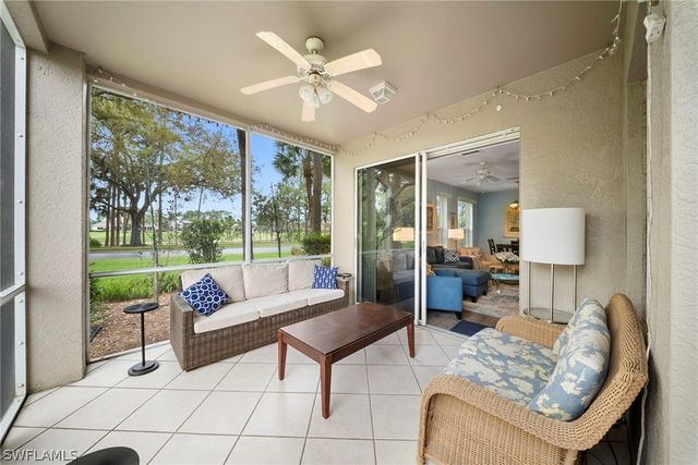 8217 Parkstone PL 108, Naples, FL 34120