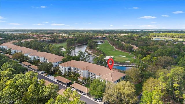 8217 Parkstone PL 108, Naples, FL 34120