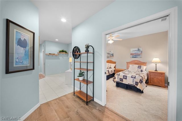 8217 Parkstone PL 108, Naples, FL 34120