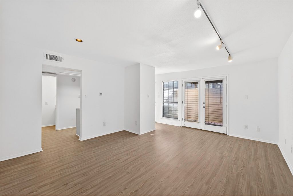 4338 Hartford Street 7, Dallas, TX 75219