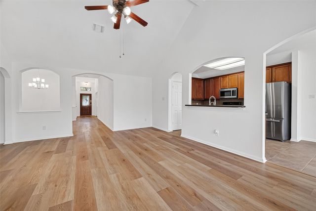 2905 Fountain Brook Court, Pearland, TX 77584