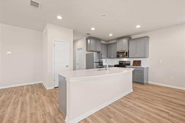 416 Staunton DR, Leander, TX 78641