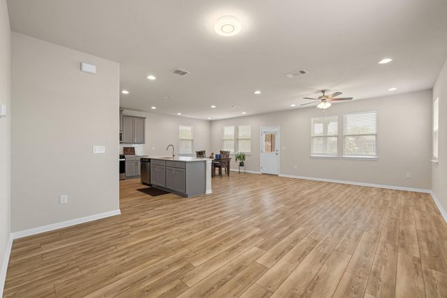 416 Staunton DR, Leander, TX 78641