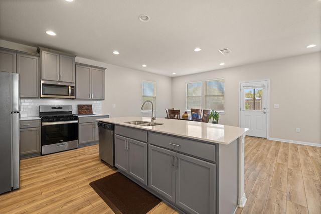 416 Staunton DR, Leander, TX 78641