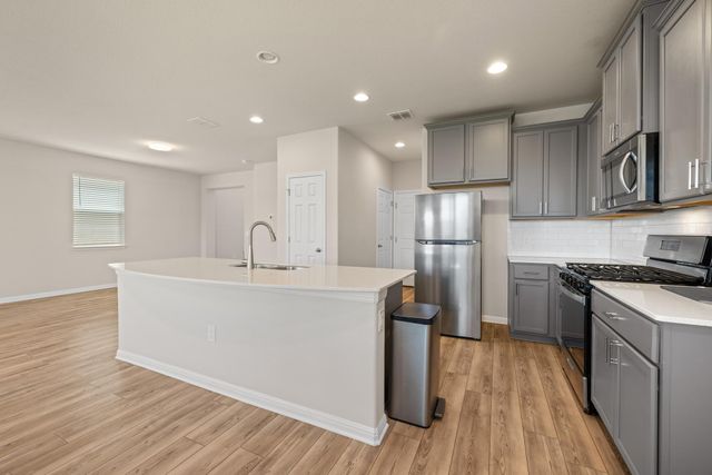 416 Staunton DR, Leander, TX 78641