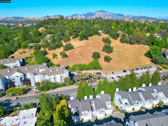 1761 Tice Valley Boulevard, Walnut Creek, CA 94595