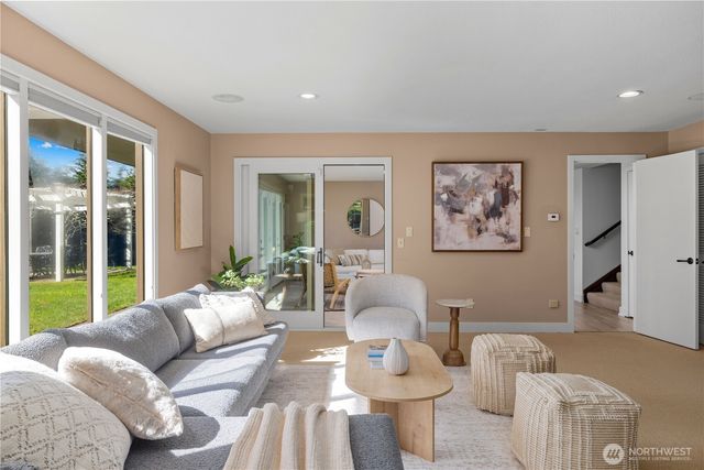 24302 116th Avenue W, Woodway, WA 98020